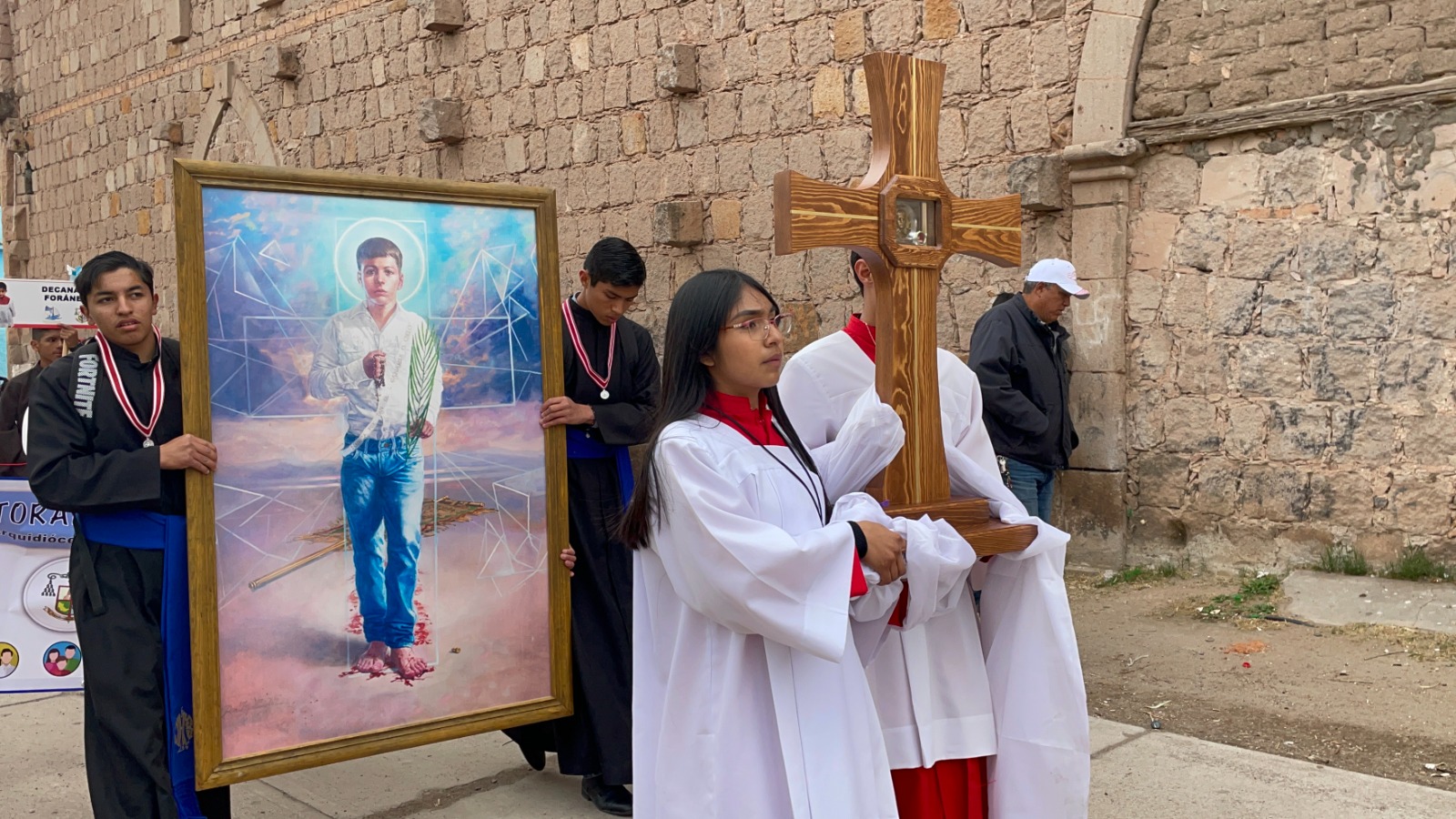 SE REALIZA PRIMERA PEREGRINACIÓN DE MONAGUILLOS